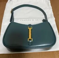 CHARLES & KEITH ショルダーバッグ グリーン