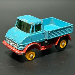 【悠】レア 当時物 英国製 MATCHBOX No.49 UNIMOG マッチボックス タイヤ欠損有 ミニカー レトロ ビンテージ コレクターズアイテム