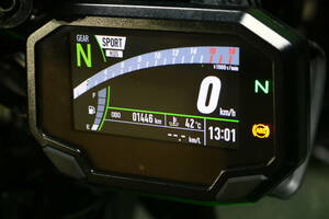 60/カワサキ純正　ZX-4R　ZX4R　メーター　25036-0127