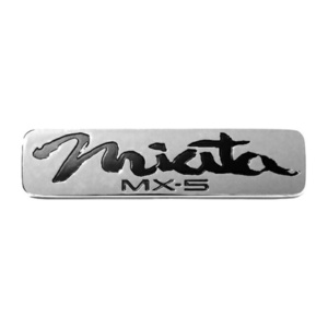 ★新品★ マツダ純正 MAZDA US NA/NBロードスター　MIATA/MX-5　リアブラック エンブレム