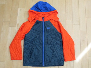 ☆ナイキ☆NIKE☆kids☆中綿ジャンパー☆Mサイズ☆（145）