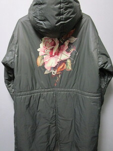 GU x UNDERCOVER Padded Nylon Coat Flower Graphic・L・オリーブ（GUアンダーカバーコラボパデットコート防寒中綿入りモッズコート）