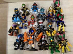 ☆（ユーズドおもちゃ）仮面ライダーSDフィギュア多数（BLACK、オーズ、ガイム、ウィザード、メテオ）（破損、欠品あり）