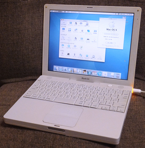 【ジャンク】 iBook G4 12inch 800Hz 640MB/30GB/Combo/MacOS10.3/付属品多数