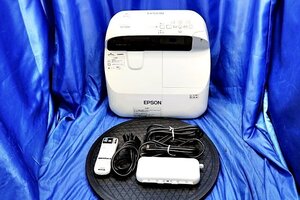 ★輝度3300lm/1043h・79h★ EPSON/超短焦点液晶プロジェクター ◆EB-590WT/電子ペン(2本)・リモコン＆HDMI・VGAケーブル付属◆ 55836Y