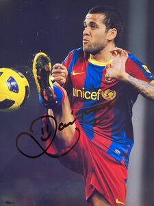 ダニエウ・アウヴェス直筆サイン入り大型写真…Daniel Alves…ブラジル代表サッカー選手…31