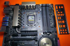 【動作確認済】ASUS Z97 DELUXE LGA1150 ATX マザーボード IOパネル付属