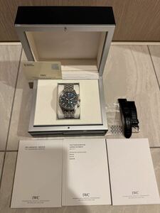 IWC SCHAFFHAUSEN パイロットウォッチ　クロノグラフ　自動巻き IW371704 IW371701