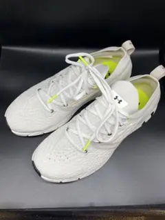 Under Armour Phantom ホワイト スニーカー