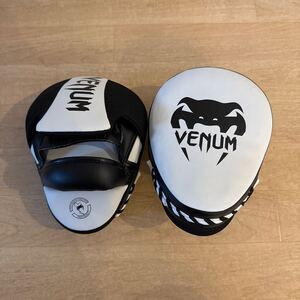 VENUM［ヴェヌム］ パンチ ミット べナム Cellular2.0 /Punch Mitts 美品 20,000円相当