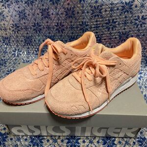 新品 アシックスタイガー ゲルライトⅢ 23.5 アプリコット レディース ASICSTIGER ウォーキングシューズ