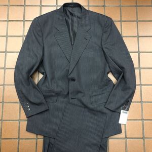 新品☆未使用【サイズAB5 M★超軽量】2Bシングルスーツ グレー系 メンズスーツ 背抜き センターベンツ 2タック セットアップ ストライプ