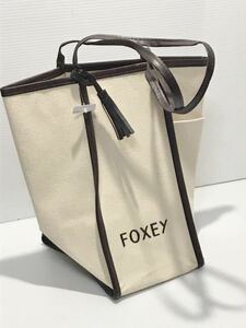 新品未使用　フォクシー FOXEY オフホワイト　トートバッグ　刺繍LOGO