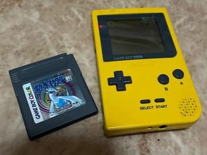 【ジャンク品】本体 ケームホーイホケットイエロー &ポケットモンスター銀ソフト(ゲームボーイカラー)100円〜最落無し　電池新品 USED13