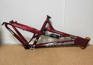 INTENSE インテンス TRACER VP 26inch MTBアルミフレーム EASTON 2010年 445mm　Mサイズ　クリスキングヘッドパーツセット