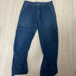 中古　LEVIS RED 1st COMFORT 34 x 32 チュニジア製　リーバイスレッド　ファーストコンフォート