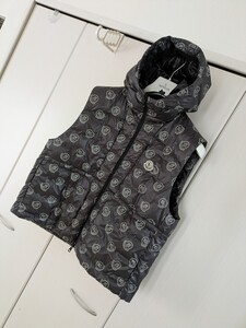 定価20万【極美品】 MONCLER ALKARAB 2 ダウンベスト　モンクレール　2023SS グレー　総柄　