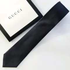 GUCCI ネクタイ グリーン無地