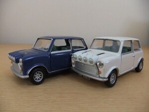 ＣＯＲＧＩ　コーギー　ローバーＭＩＮＩ　ＣＯＯＰＥＲ　ＴＨＥ　ＩＴＡＬＩＡＮ　ＪＯＢ　青と白　２台セット　１/３６　