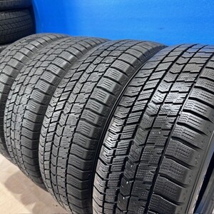 【2021年製造】　215/60R17　グッドイヤー　ICE NAVI 8　スタッドレスタイヤ　215/60/17　4本　【来店交換も大歓迎】　215-60-17