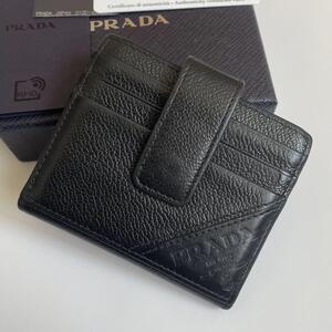 【美品★付属品完備】PRADA プラダ 二つ折り カードケース カード入れ レザー ヴィッテロマイクログレインレザー シボ革 黒 2MC049