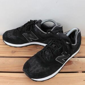 z1837【574】ニューバランス US8.5 25.5cm/黒 ブラック 濃灰 ダークグレー 白 ホワイト newbalance レディース スニーカー 中古