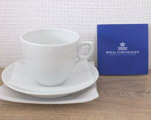 未使用品 ROYAL COPENHAGEN ロイヤルコペンハーゲン カップ＆ソーサー 1客 072/073 白 ホワイト 箱無し