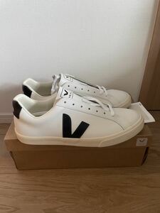 ラスト一点　新品　未使用　VEJA エスプラ ヴェジャ　レザー　スニーカー　サイズ　43