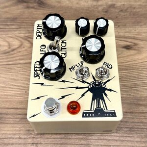 【中古】【保証対象外】 Hungry Robot Pedals　The Wardenclyffe　/ a44948　コーラス