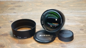 7078 良品 Nikon Ai-s NIKKOR 85mm 1.4