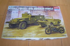 アカデミー　1/72　アメリカ　M3 ハーフトラック ＆ 1/4ton AMPHIBIAN VEHICLE 13408　パッケージにイタミ有り