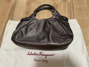 USED良品● Salvatore Ferragamo フェラガモ レザー ハンドバッグ セミショルダーバッグ ブロンズ系 素敵