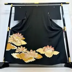 黒留袖 金駒刺繍 蓮 観音水 菊 華柄 竹 雲 NK-1091