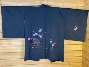 中羽織　刺繍　★正絹　身丈75 黒　花　扇めん　羽織　黒無地