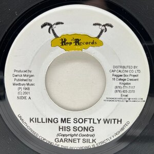 【ROBERTA FLACK名曲・Killing Me Softlyカヴァー】美盤!! 7インチ GARNETT SILK やさしく歌って (