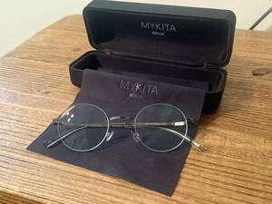 マイキータ　MYKITA LESSLIMシリーズ　ラウンドフレーム　SHO メガネ　眼鏡　ニコンレンズ　Shiny Graphite 調光レンズ