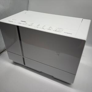 NO2019 パナソニック 衣類乾燥除湿機 クリスタルホワイト F-YHVX90-W ハイブリッド式 ナノイーX搭載 ~16畳 コンパクトタイプ