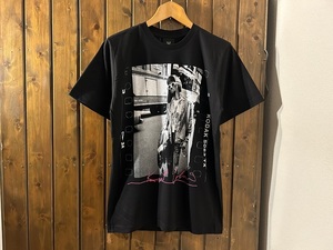 新品●カートコバーン　フォトプリントTシャツ●ニルヴァーナ/ロックバンド/ミュージシャン/27クラブ/NIRVANA