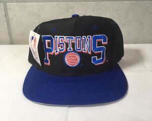 未使用 タグ付 / NBA DETROIT PISTONS SNAPBACK CAP / 90s デッドストック スナップバックキャップ /