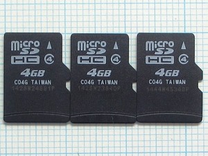 ★micro SDHC メモリーカード ４GB ３枚 中古★送料６３円～