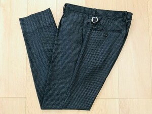 【美品】ナノユニバース＊チェック柄テーパードパンツ＊グレー系＊M