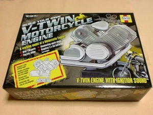 ヘインズ 1/3 V型2気筒 オートバイ エンジン 透明モデル V-TWIN MOTORCYCLE ENGINE HAYNES　