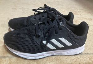 中古 adidas アディダス 25㎝ ユニセックス ブラック スニーカー ランニングシューズ 黒 