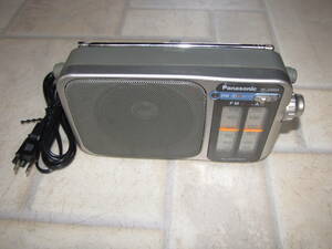 ワイドFM対応 AC/BATTERY 2電源 Panasonic FM-AM 2BAND RECEIVER RF-2400A