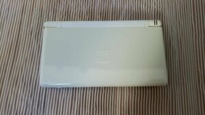 【ソフト起動確認済】Nintendo DS Lite ホワイト 本体