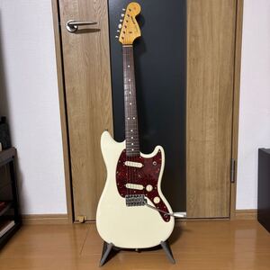 Fender Japan Char signature mustang