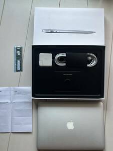 Apple Mac Book Air 13インチ　A１４６６　２０１２年購入