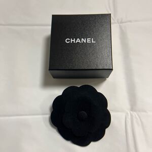 送料一律600円 極美品 フランス製 CHANEL シャネル ブローチ カメリア コサージュ フエルト生地 ブラック アクセサリー 元箱付き