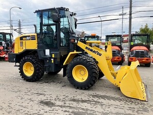 タイヤショベル(ホイールローダー) コマツ WA80-8 2020年 392h 中古　ホイールローダ　マルチQuickカプラ　4