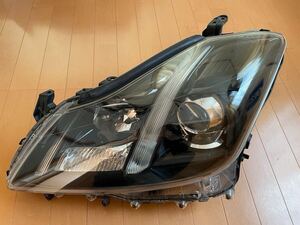 200系クラウンアスリート　後期 GRS200　GRS201　GRS203　アニバーサリーエディション　助手席側　HID AFS　バラスト付　 破損なし